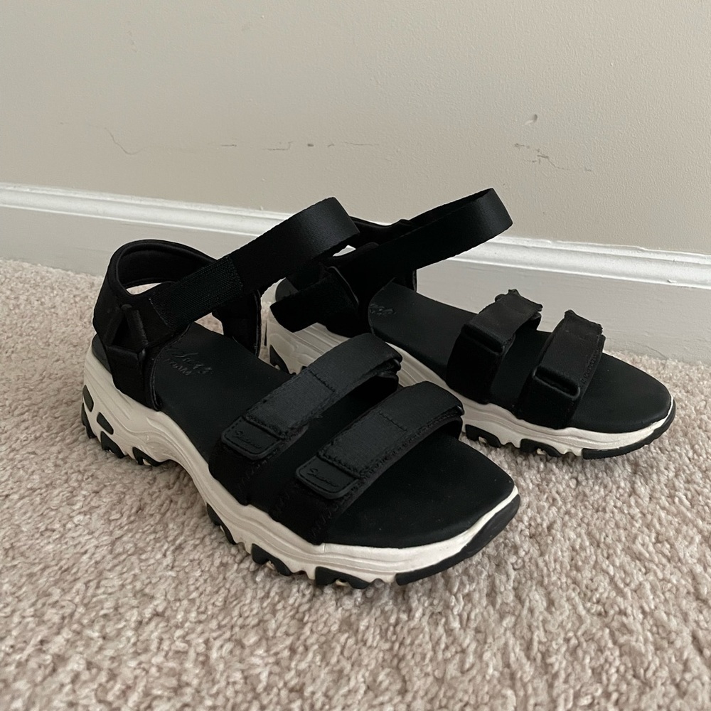 Sketchers Sandal